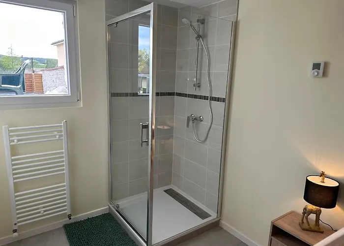 De Celestine Apartment *